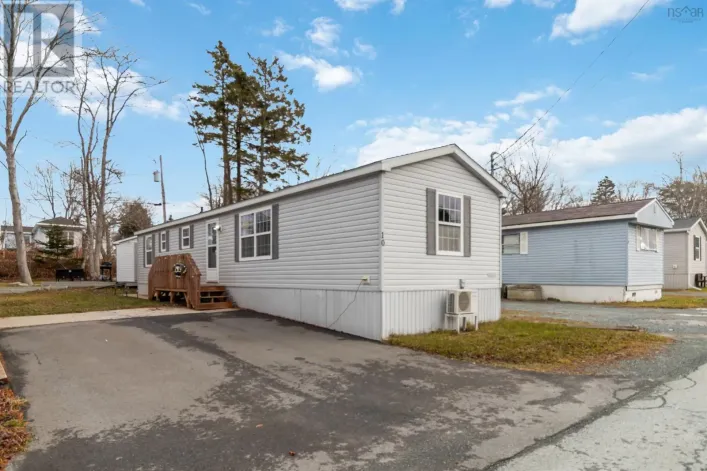 10 Snow White Drive, Lake Echo