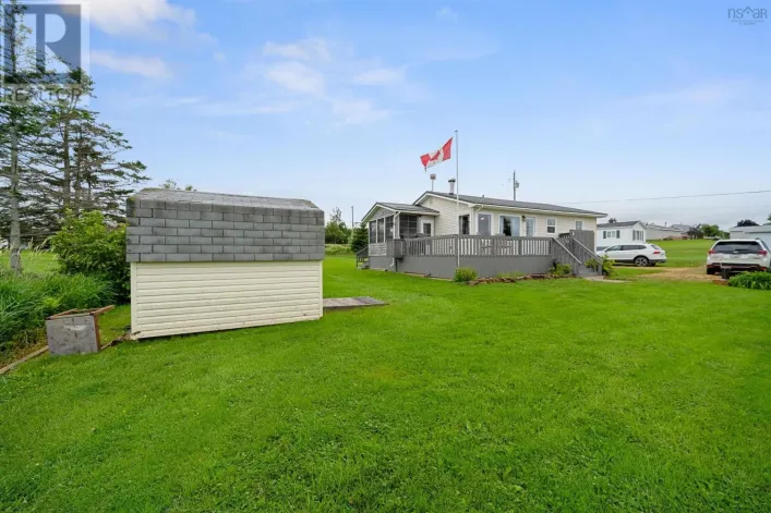 10 Sunrise Lane, Amherst Shore
