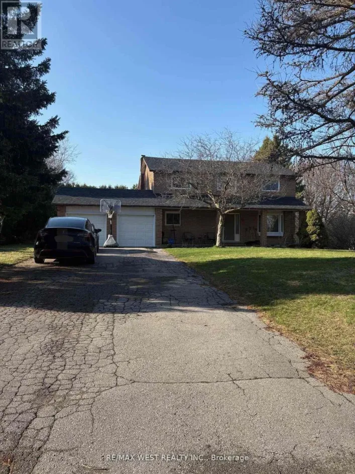 10 TESTA STREET, East Gwillimbury