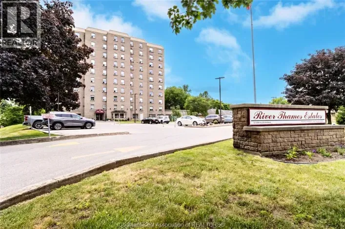 10 VAN ALLEN AVENUE Unit# 801, Chatham
