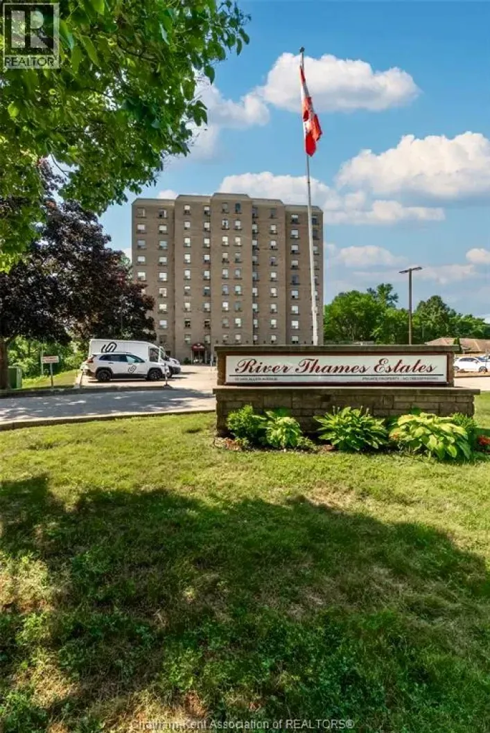 10 Van Allen AVENUE Unit# 903, Chatham