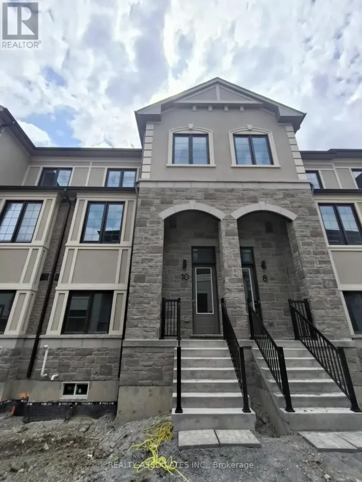 10 VICTOR METCALF LANE, Richmond Hill