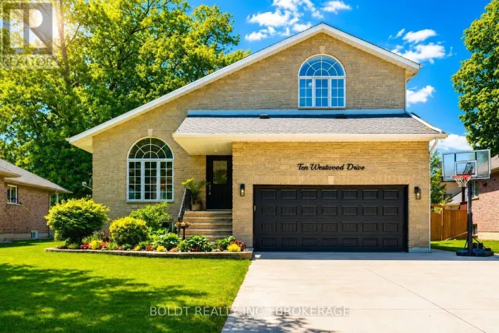 10 WESTWOOD DRIVE, Port Colborne