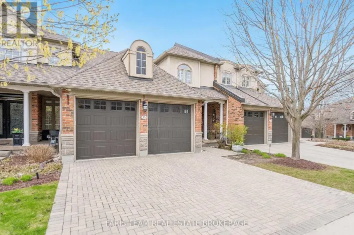10 WILTON TRAIL, Aurora