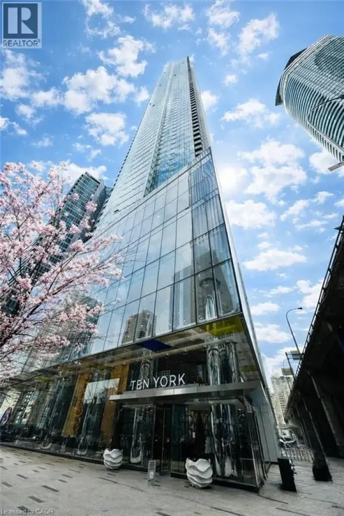 10 YORK Street Unit# 3807, Toronto