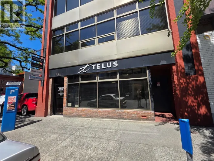 100 754 Broughton St, Victoria