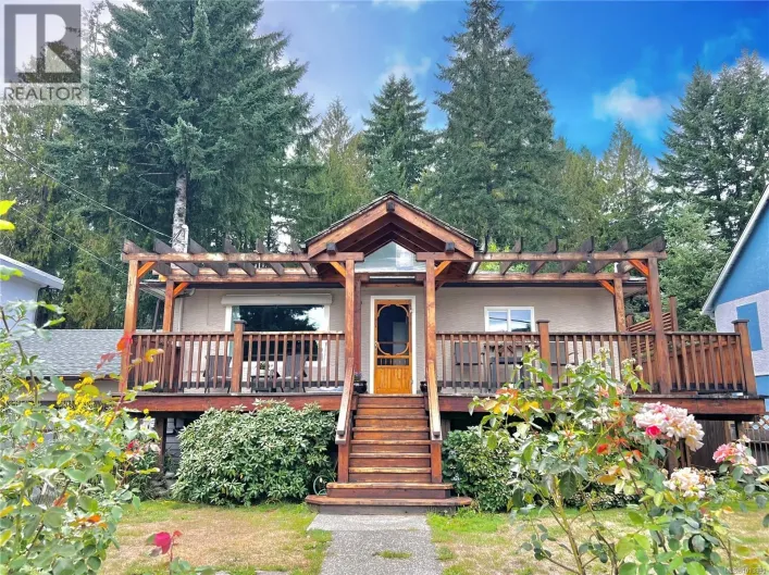 100 Boundary Rd, Lake Cowichan