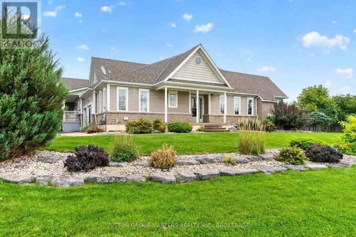 100 BRITANNIA CRESCENT, Loyalist