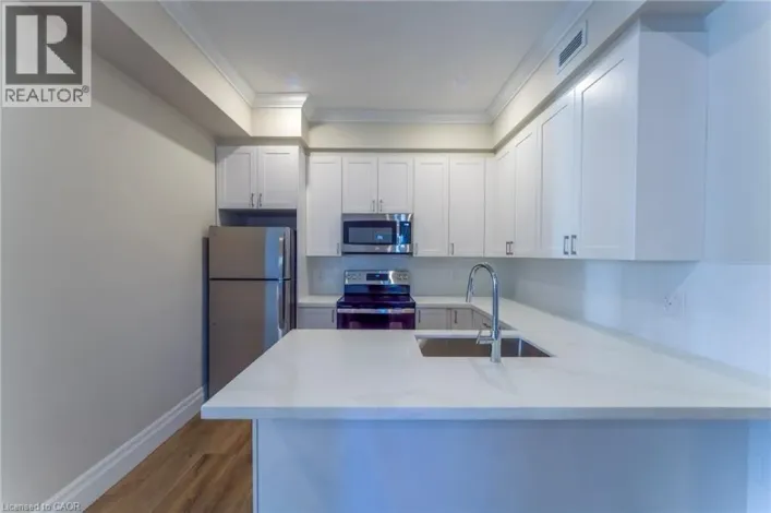 100 CHARLTON Avenue W Unit# 203, Hamilton