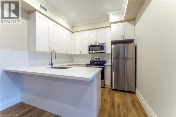 100 CHARLTON Avenue W Unit# 204, Hamilton