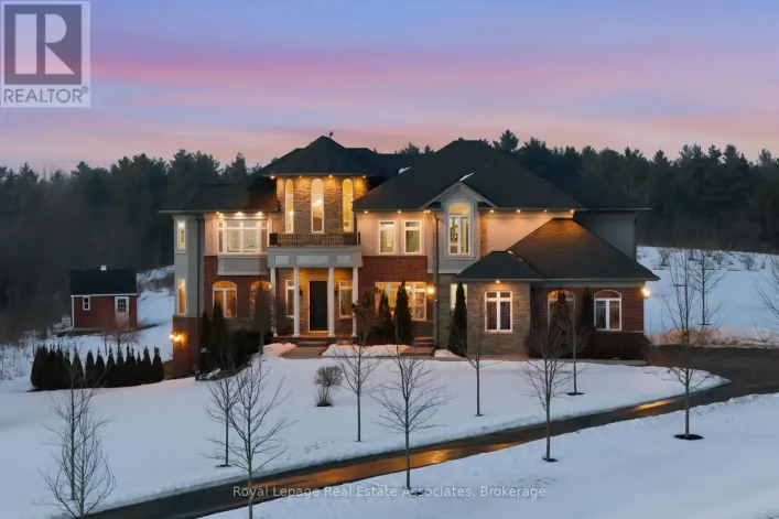 100 CHESSWOOD TRAIL, Hamilton