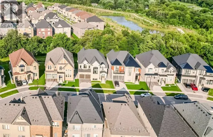 100 DAIRYMAID ROAD, Brampton