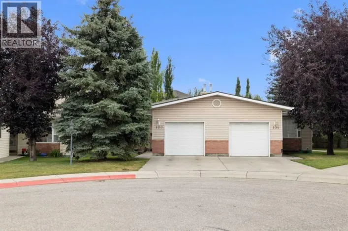 100 Dovista Court SE, Calgary
