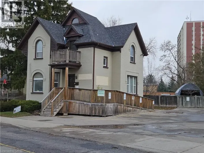 100 E LANCASTER Street E, Kitchener