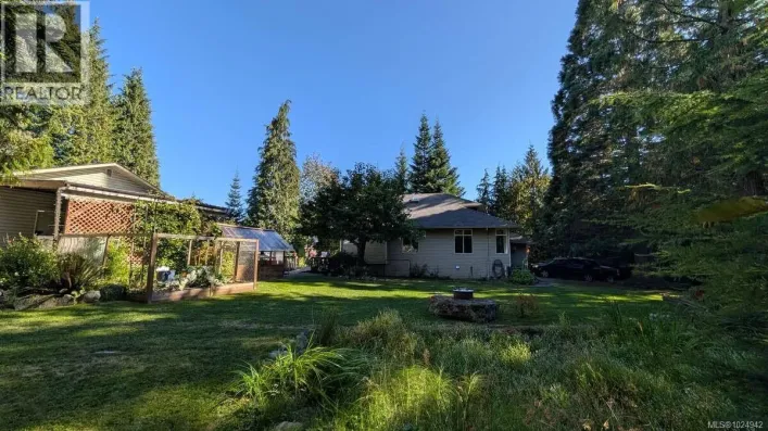 100 Elk Rd, Lake Cowichan