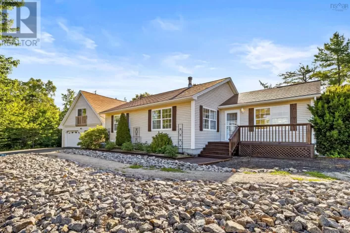 100 Elva Court, Tantallon