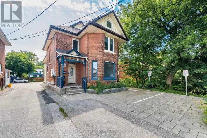 100 ESSA ROAD, Barrie