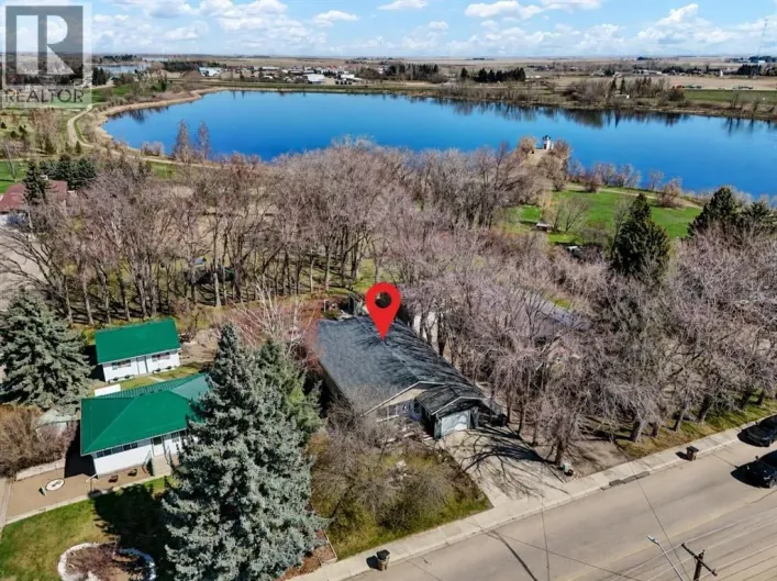 100 Fairview Avenue E, Brooks