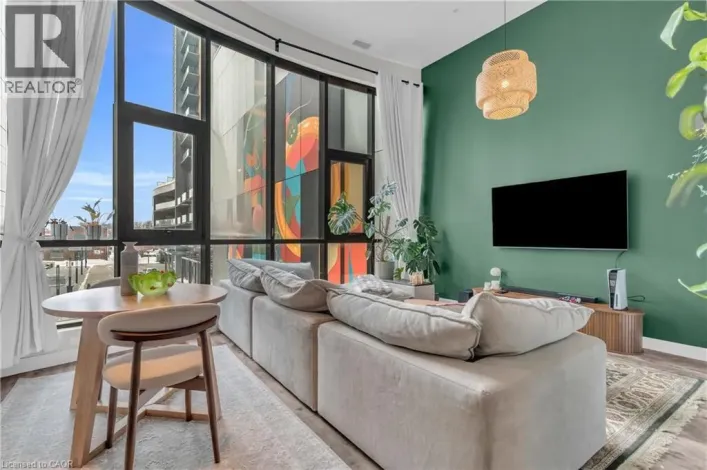 100 GARMENT Street Unit# 216, Kitchener