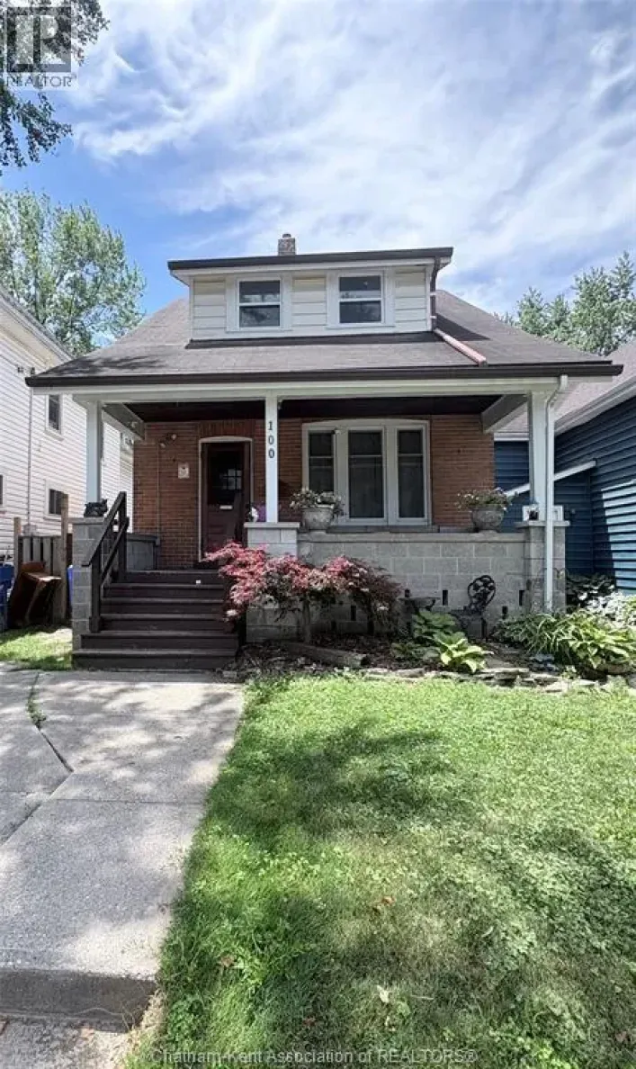 100 JOSEPH STREET, Chatham