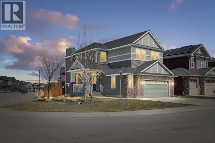 100 Kinniburgh Gardens, Chestermere