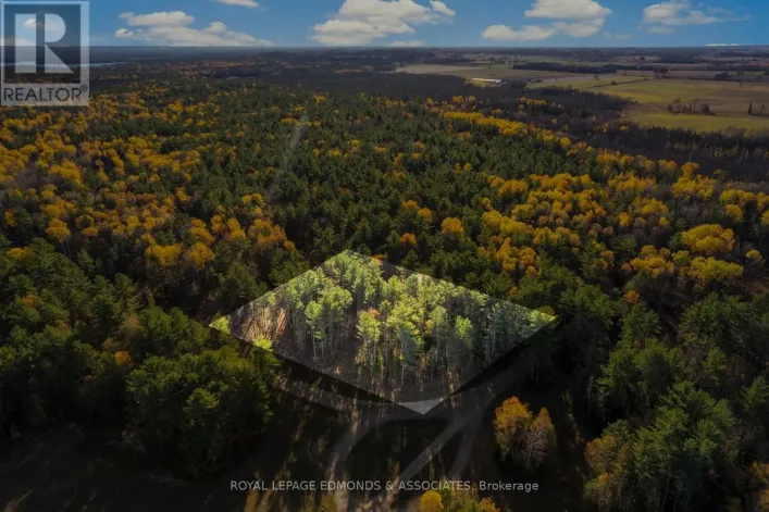 100 NANGOR TRAIL, Whitewater Region