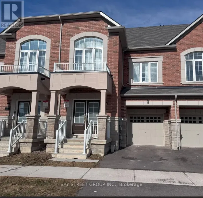 100 NESS DRIVE, Richmond Hill