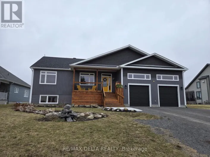 100 PENDLETON STREET, Champlain