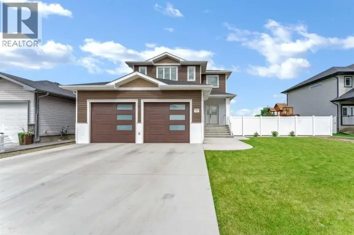 100 Somerside Way SE, Medicine Hat