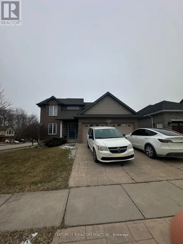 100 SOUTHVIEW COURT, Woodstock