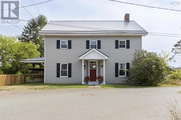 100 Spring Street, Parrsboro