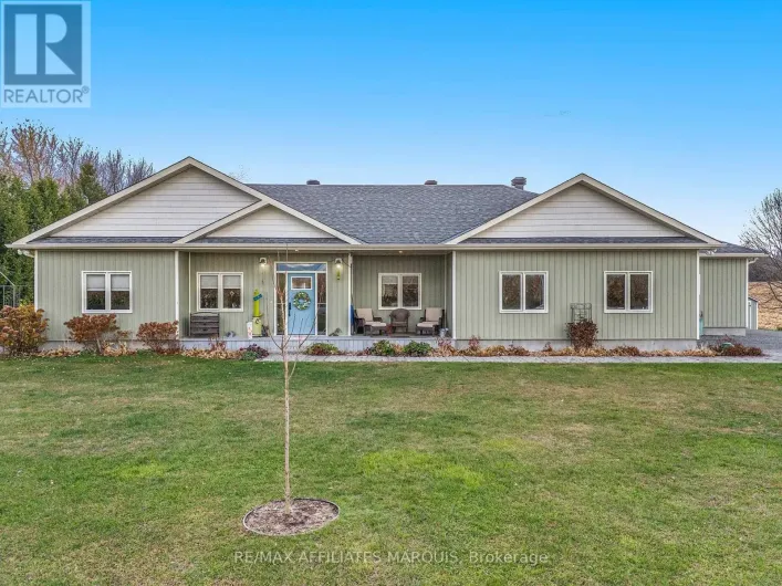 100 SUMMERS ROAD, Rideau Lakes