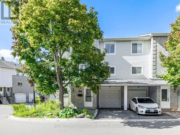 100 WILLIAM CURTIS CIRCLE, Newmarket