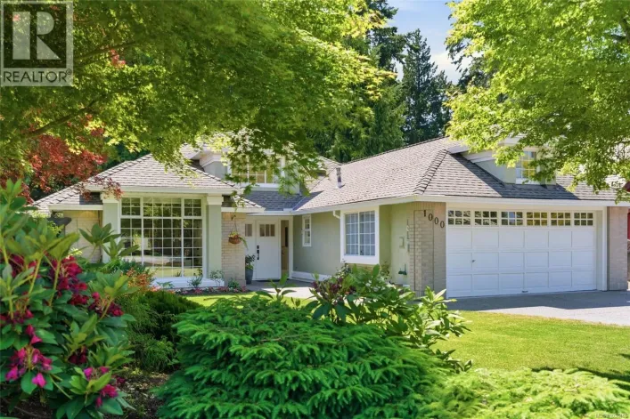 1000 Eaglecrest Dr, Qualicum Beach