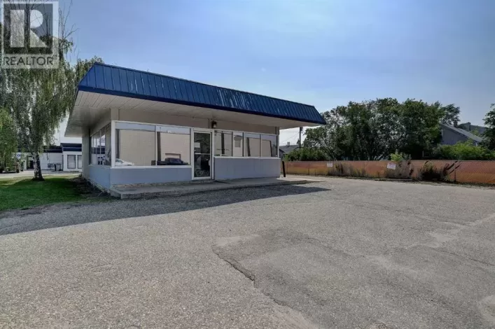 10001 104 Avenue, Grande Prairie