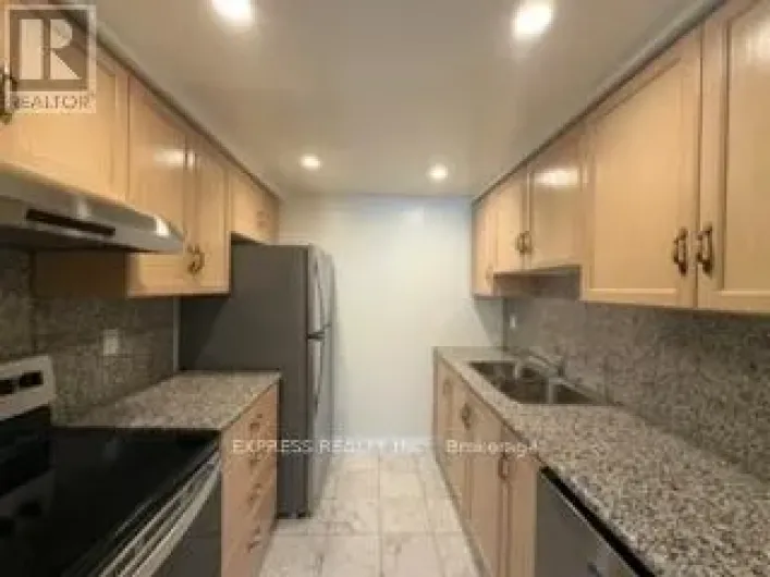 1001 - 168 SIMCOE STREET, Toronto