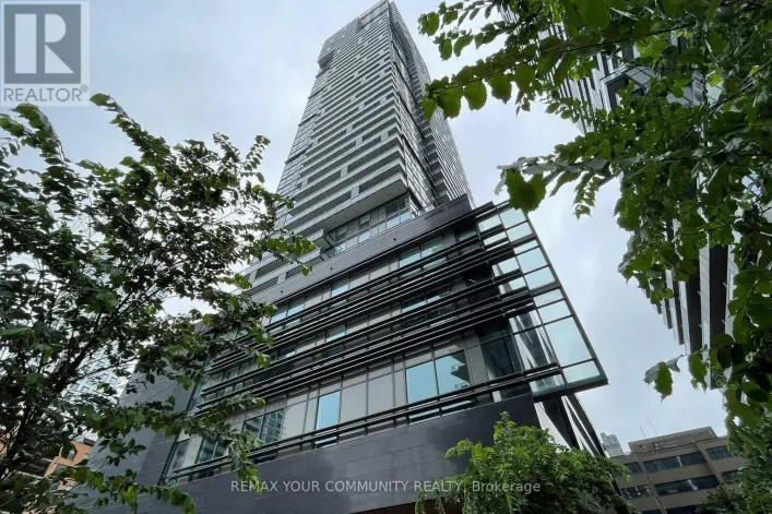1001 - 39 ROEHAMPTON AVENUE, Toronto