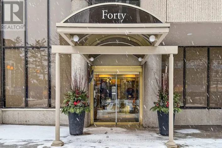 1001 - 40 ROSEHILL AVENUE, Toronto