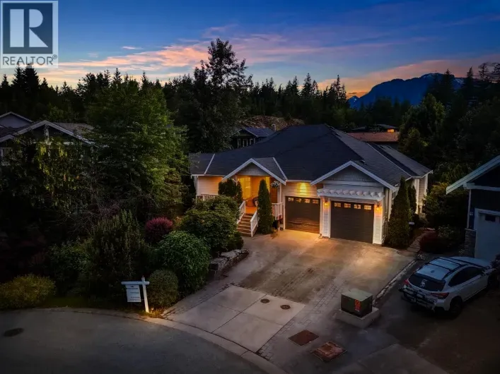 1001 CONDOR PLACE, Squamish