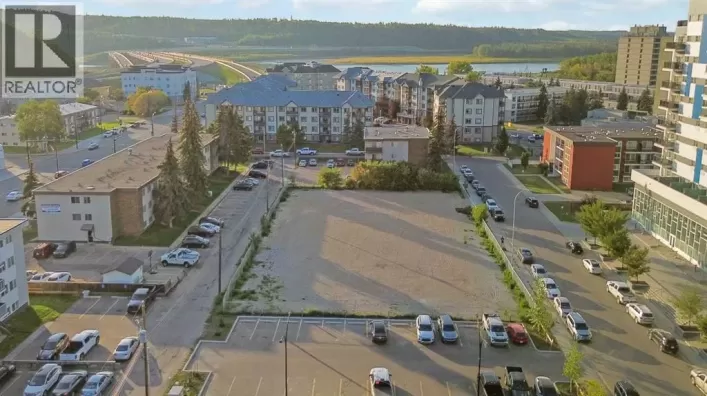 10013-10119 MANNING Avenue, Fort McMurray