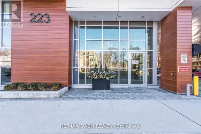 1002 - 223 ST CLAIR AVENUE W, Toronto