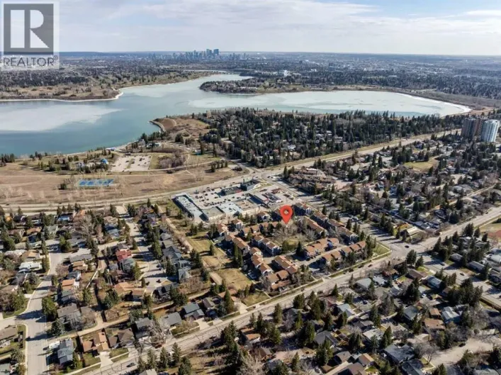 1002, 2520 Palliser Drive SW, Calgary