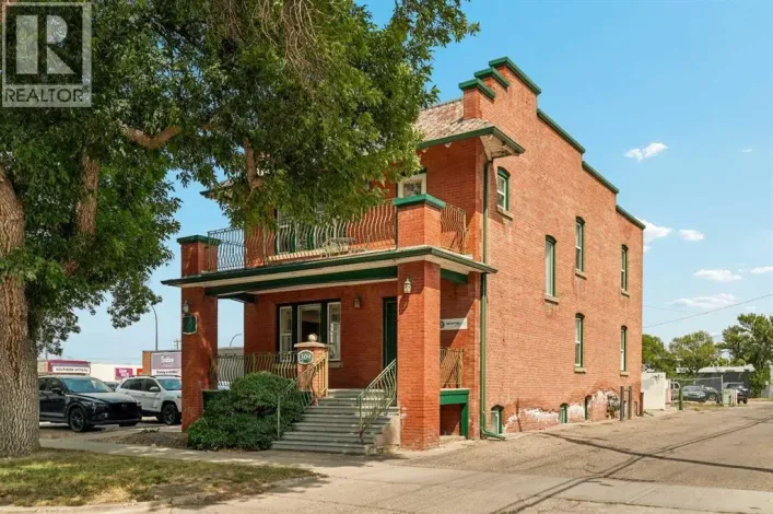 1002 3 Avenue S, Lethbridge