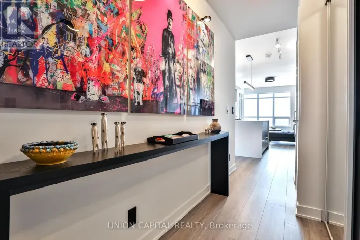 1002 - 30 UPPER MALL WAY, Vaughan