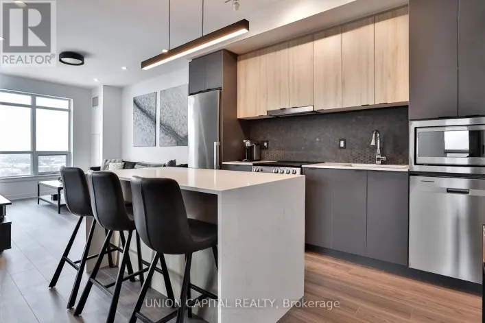 1002 - 30 UPPER MALL WAY, Vaughan