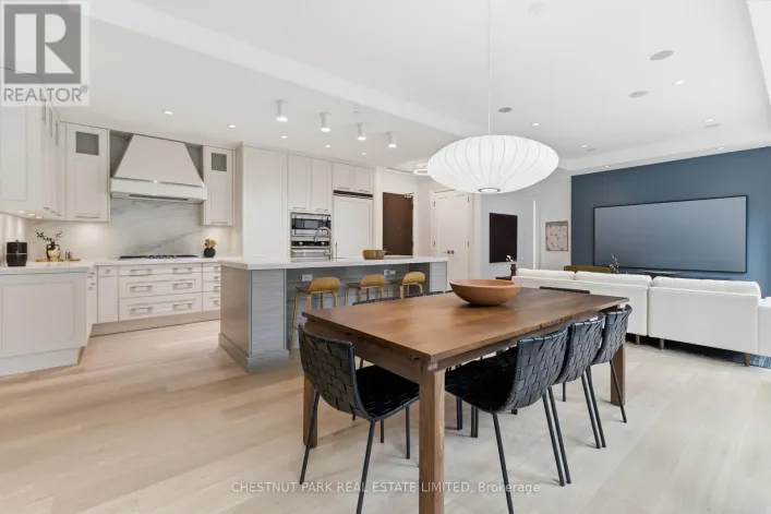 1002 - 77 CHARLES STREET W, Toronto
