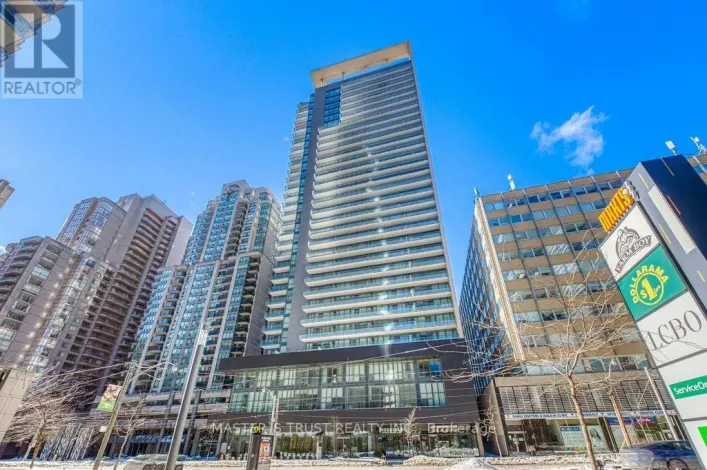 1002 - 770 BAY STREET, Toronto