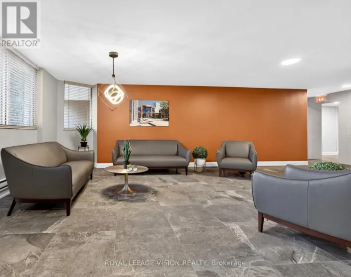 1002 - 81 MILLSIDE DRIVE, Milton
