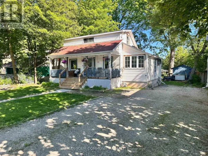1002 LAKE DRIVE E, Georgina