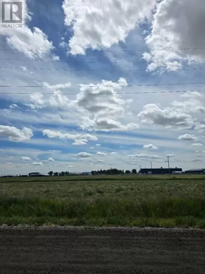 1002 Manning Avenue, Fort Macleod